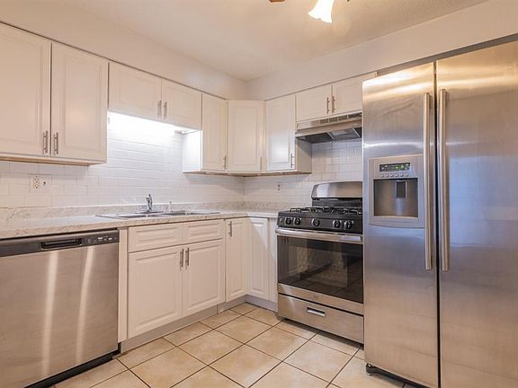 3rd image of 10 Josephine St APT 205