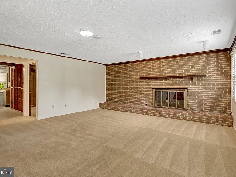 615 Kearney Ct SW — Photo 13