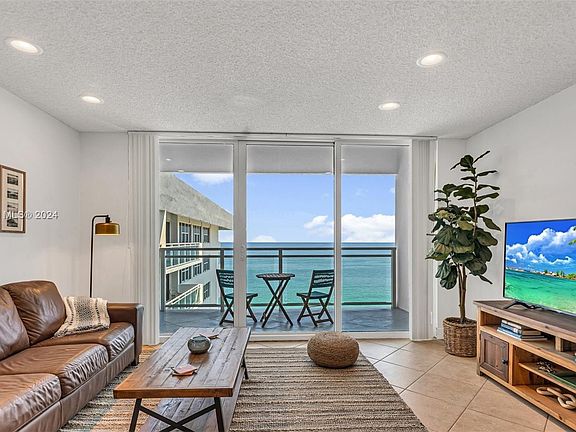 2nd image of 2030 S Ocean Dr #Penthouse 2217