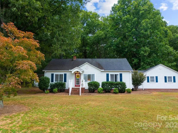 3925 State Highway 152 W, China Grove, NC 28023