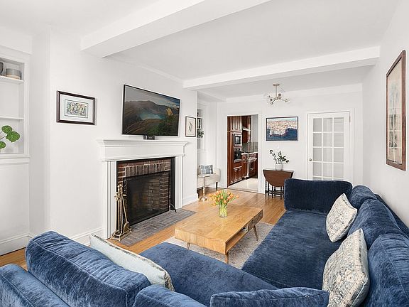 2nd image of 10 Mitchell Pl APT 9G