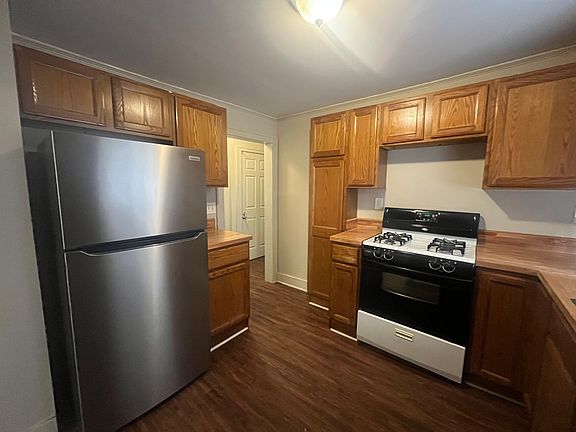 5th image of 1837 Franklin St #A