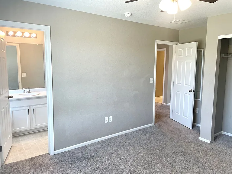 25147 E Maple Ave — Photo 23