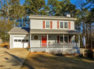 1092 Waverly Dr, Lawrenceville, GA 30046