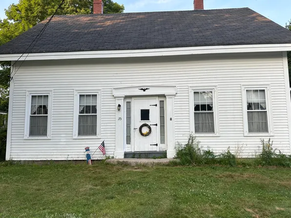 33 Center Street, Machias, ME 04654