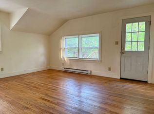 10 Orchard Ln, Woodstock, NY 12498