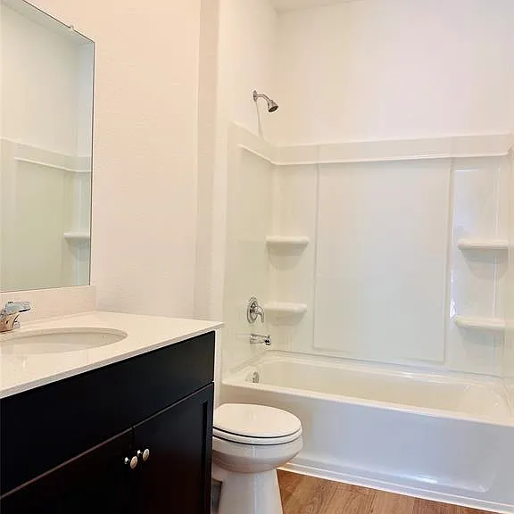 2525 Willkomen Way — Photo 6