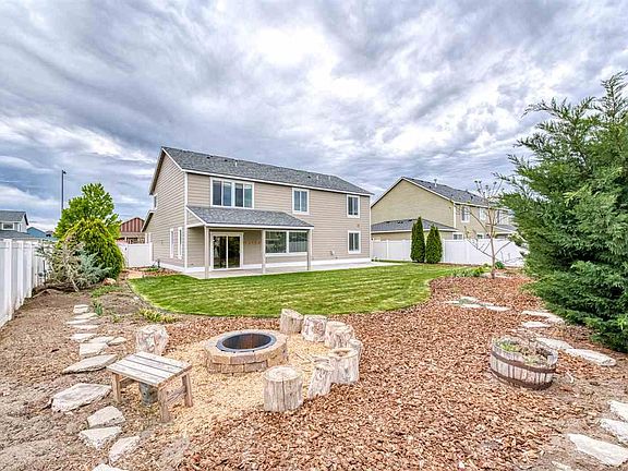 3rd image of 5113 Pamplona Dr