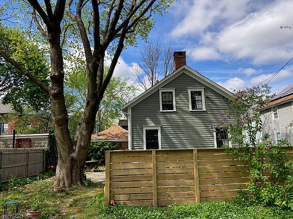 3rd image of 11 Gibbon Ct