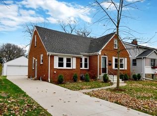119 Lincoln St, Glenview, IL