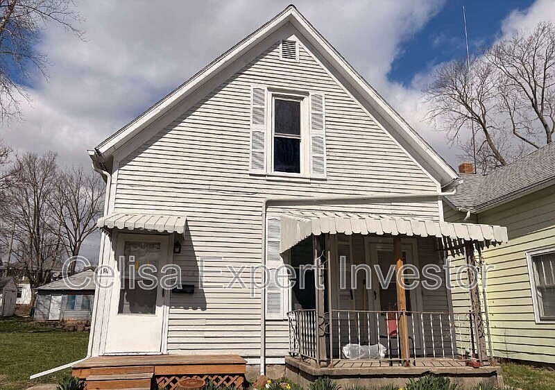 1st image of 814 Grace Ave #1/2