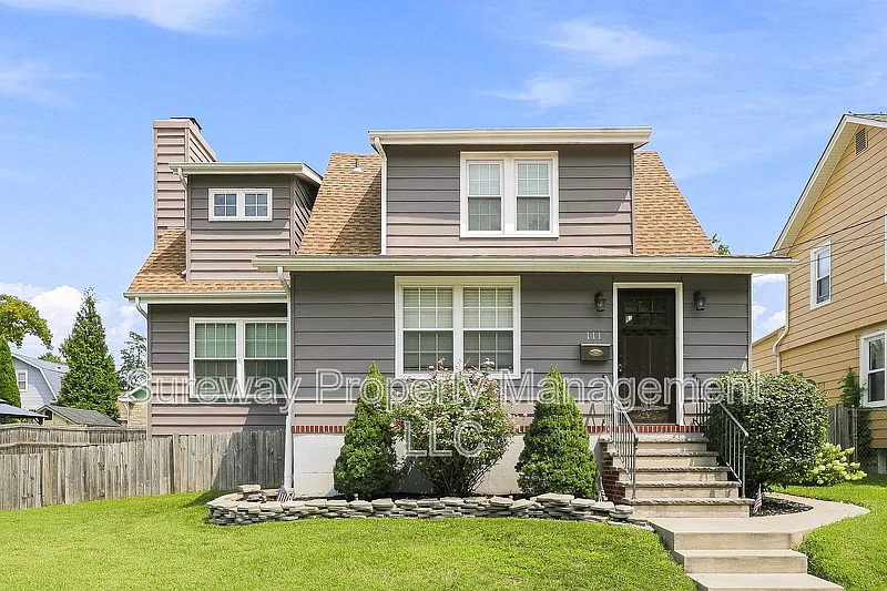 111 Westmont Ave