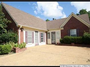 9194 Superior Dr, Olive Branch, MS 38654