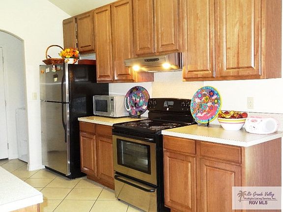 4th image of 2621 Windsor Pl