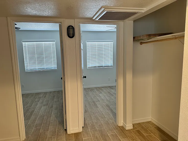 2250 W Southern Ave #14 — Photo 11