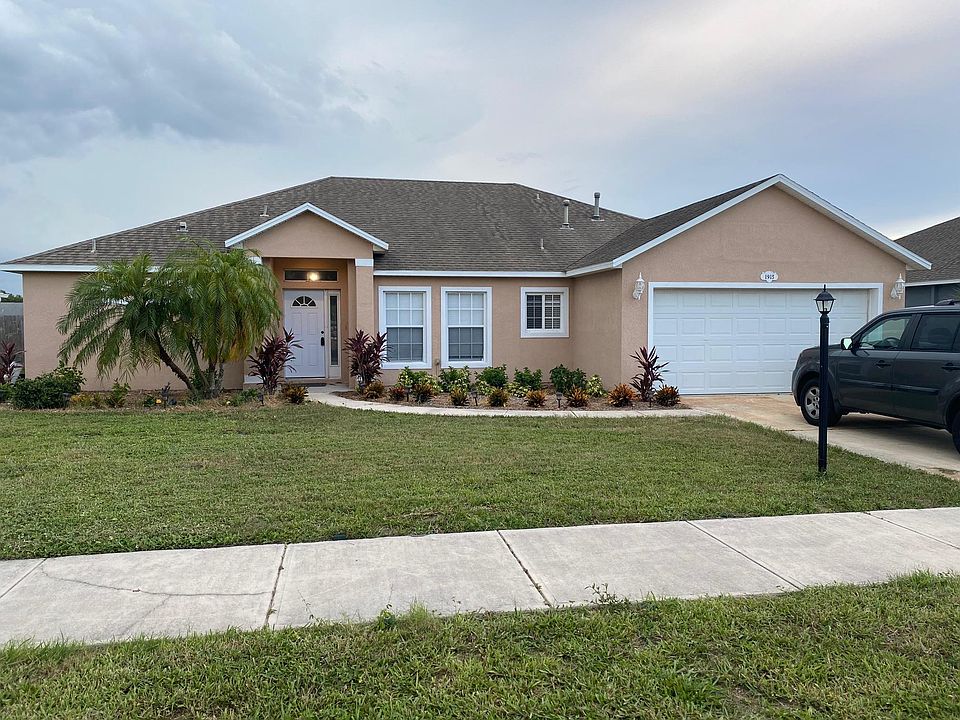 1st image of 1913 Gloria Cir NE