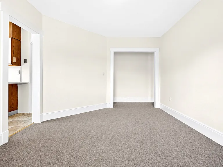 825 Main St #A — Photo 41