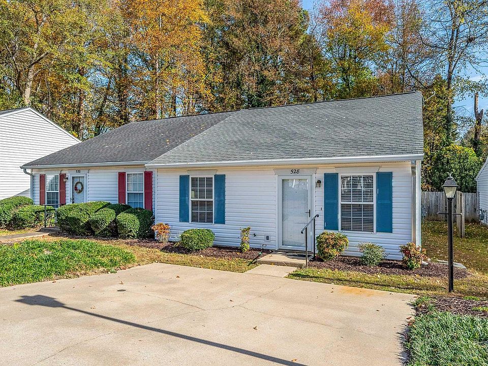 1st image of 528 Campsen Villa Ct