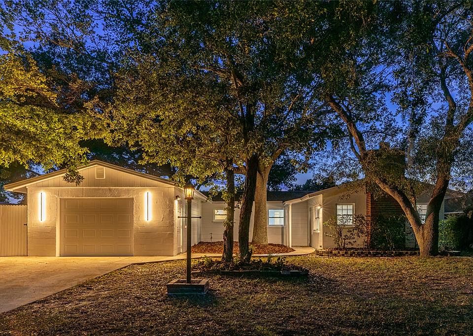 1st image of 3960 Eton Pl