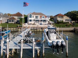 5 Landing Ln, Somers Point, NJ 08244