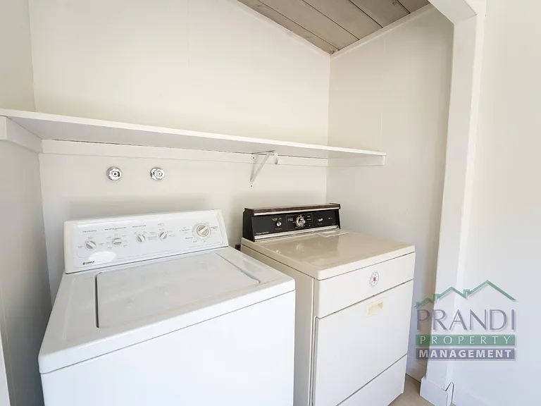 1221 Idylberry Rd — Photo 18