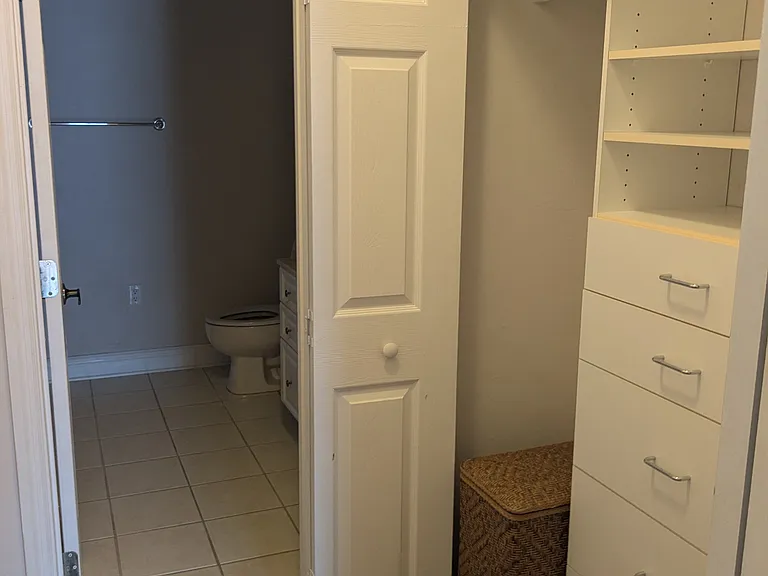 201 SE 2nd Ave #323 — Photo 3