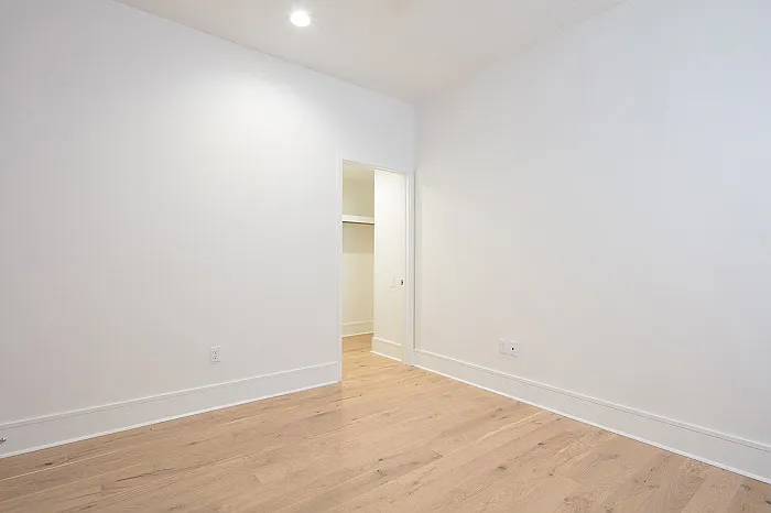 The Julian Apartments — Photo 67