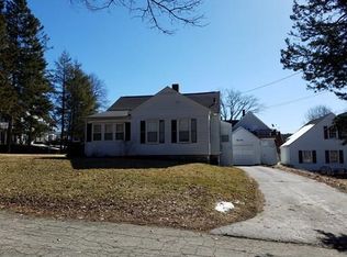 10 Ridgewood Ave, Southbridge, MA 01550