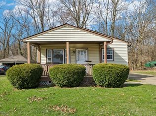 2865 Farmdale Rd, Akron, OH 44312