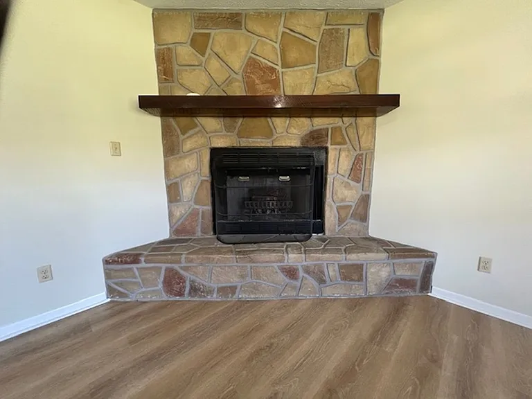 2606 Dellwood Dr — Photo 6