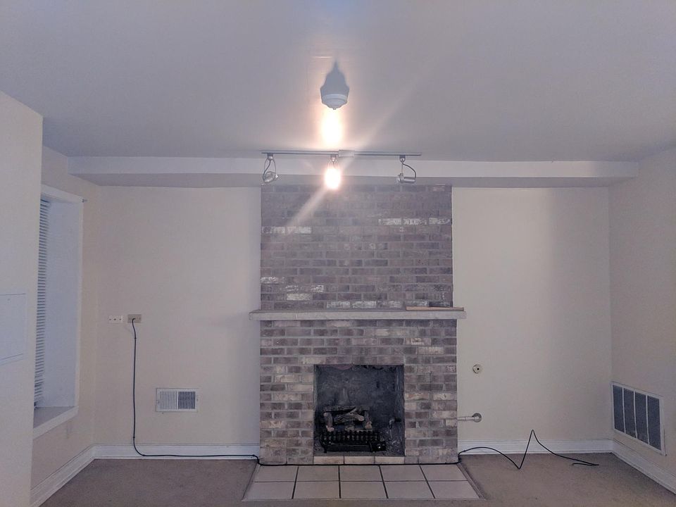 1st image of 3116 S Giles Ave