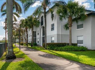 6350 Palm Trace Landings Dr, Fort Lauderdale, FL 33314