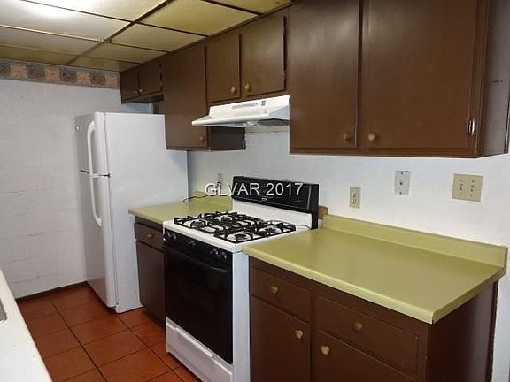 5th image of 3453 Villa Knolls South Dr #0