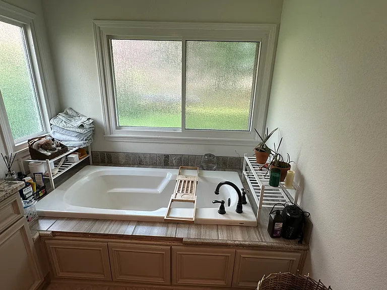 1111 Parnell Dr — Photo 13