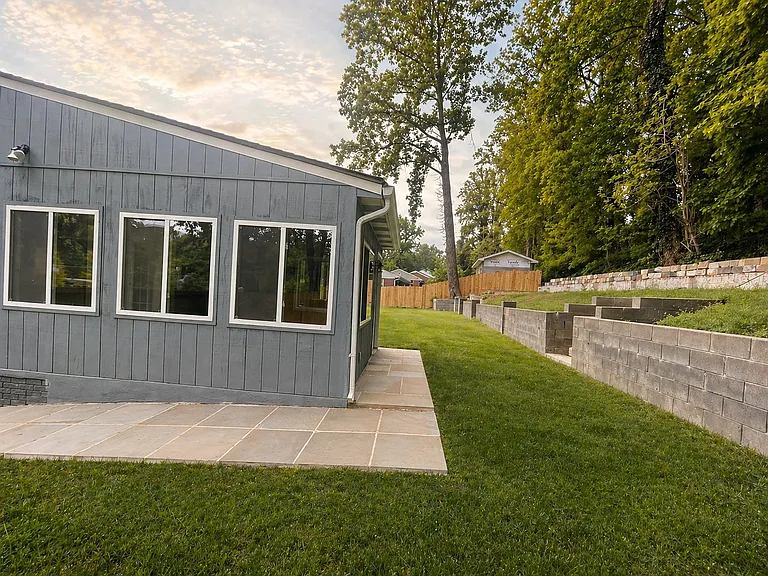 5822 Brookview Dr — Photo 12