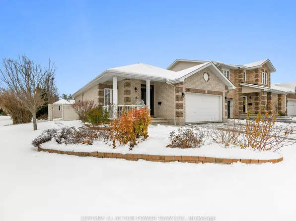 1969 Loasa Ln, Ottawa, ON K4A 4T4