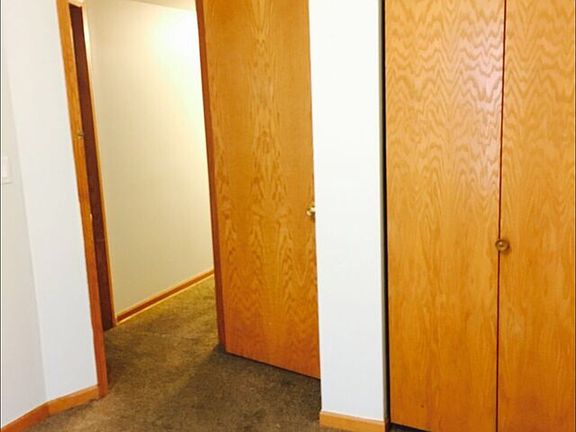3rd image of 7910 S Greenwood Ave