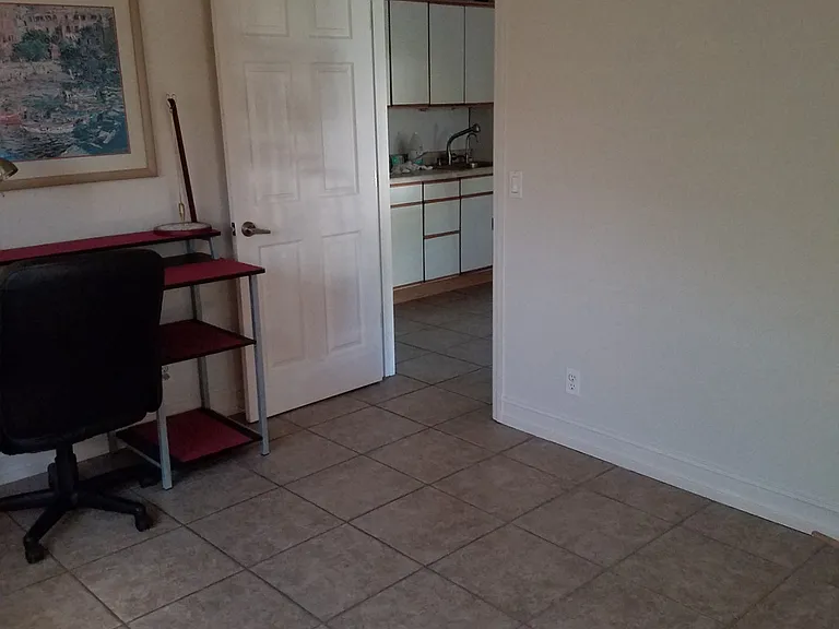 738 Pine Cone Ln — Photo 3