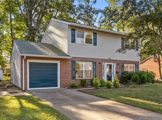 99 Fort Worth St, Hampton, VA 23669