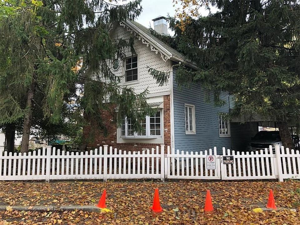 2nd image of 1528 Coleman St