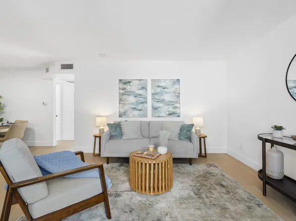 1030 Robinson Ave Unit 207, San Diego, CA 92103