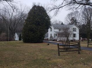 12090 Bunton Rd, Willis, MI 48191