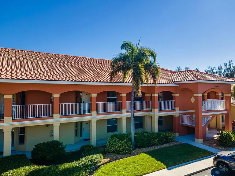 15989 Mandolin Bay Dr — Photo 11