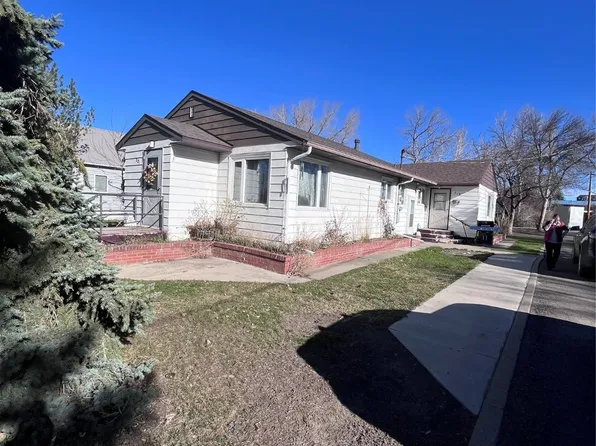 221 Sheridan St S #219/221, Shelby, MT 59474