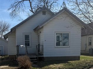 106 Ohio Ave, Iowa Falls, IA 50126