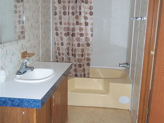 Hall bath