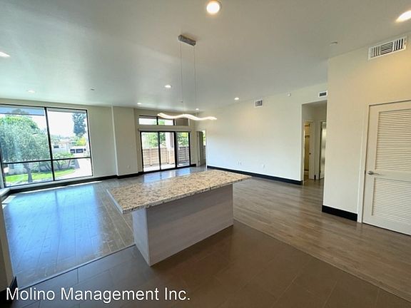 4th image of 536 S El Molino Ave #201