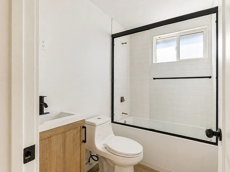 267-269 Barthe Dr — Photo 4