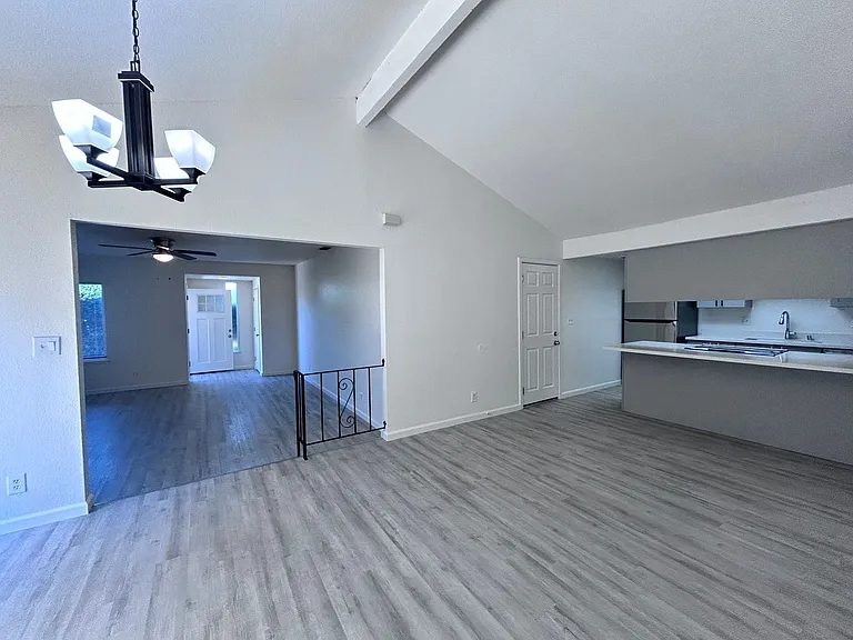 6962-6964 Crux Dr — Photo 6