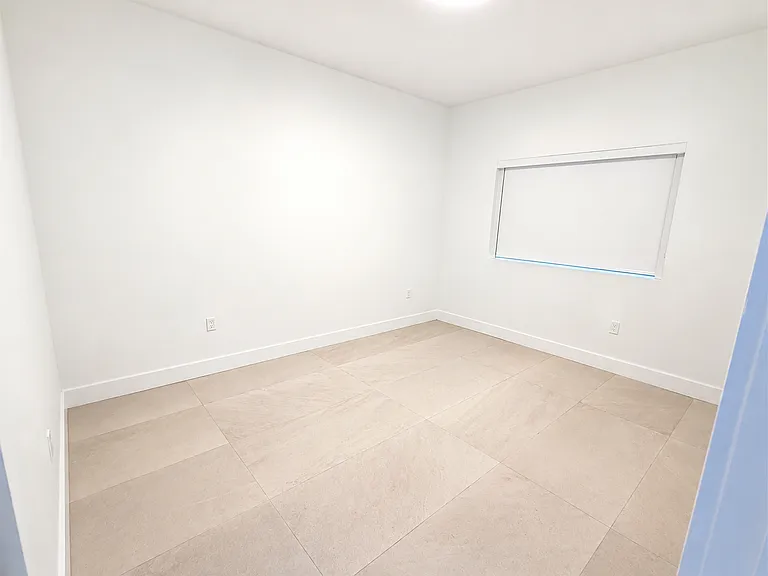 2641 NW 24th Ct #10B — Photo 6